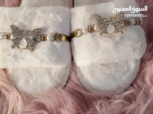 White Comfort Shoes in Tripoli