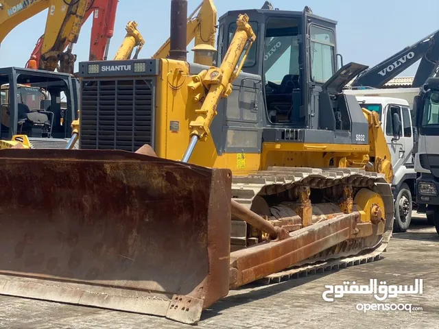 2008 Bulldozer Construction Equipments in Sharjah