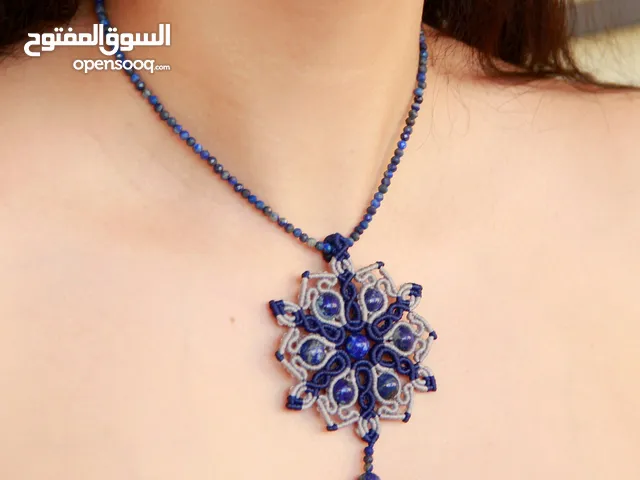 Handmade Macramé pendant necklace with Lapis lazuli gemstone