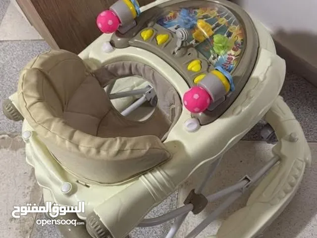 مشايه بيبي استخدام شهر شبه جديده 140 ريال بانيو اطفال استخدام قليل شبه جديد 30 ريال