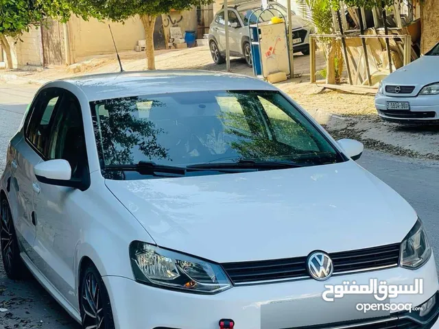 بولو 2018 جير اوتوماتيك فحص نخب بحالة الوكالة بسعر حرق حرق