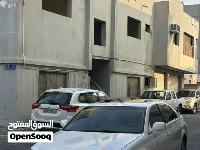 New Toyota Avalon in Southern Governorate