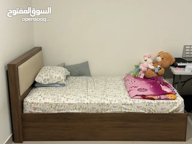 120 *2000 bed excellent and like new