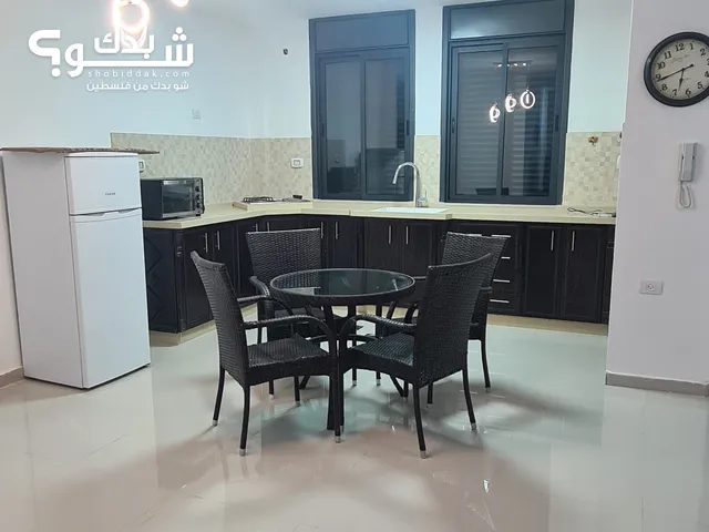 160m2 4 Bedrooms Apartments for Sale in Ramallah and Al-Bireh Al Tira