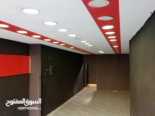 مخزن للايجار على الشارع الرئيسي خط نابلس - جنين