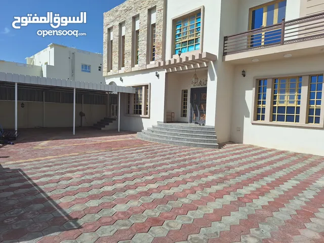 450 m2 5 Bedrooms Apartments for Rent in Muscat Al Khoud