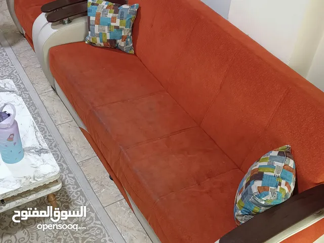 للبيع طقم كنب جودة عالية ومريح جدًا، صناعة تركية أصلية فاخر بحالة جيد جداً