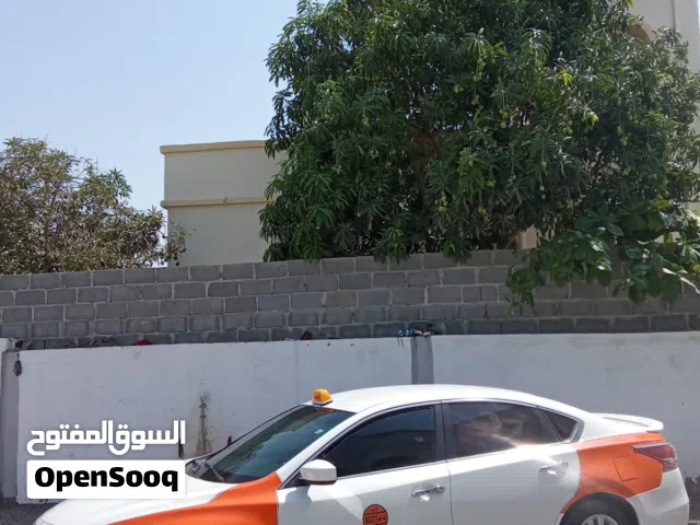 2013 نيسان التيما SL