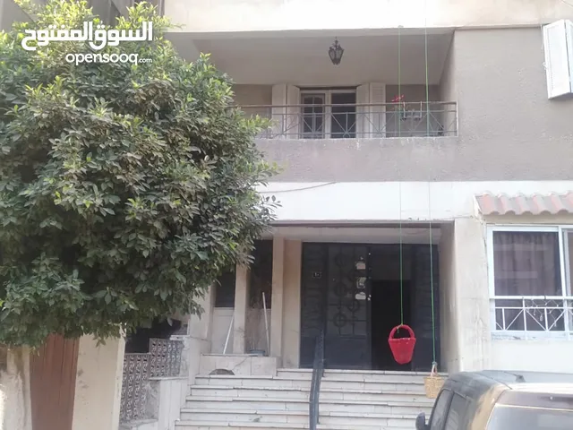 180 m2 3 Bedrooms Apartments for Sale in Cairo Heliopolis