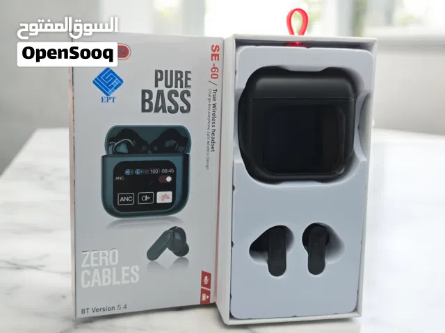 سماعات بلوتوث headphone متوافقه مع الاندرويد والايفون واللابتوب ، تجي مع شاشه صغيره للتحكم بميزاتها
