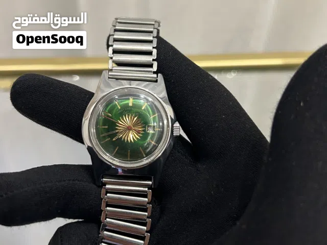 تحفة زمنية كلاسيكية ، ويست اند اصدار الشمس فنتج نظيفة جدًا