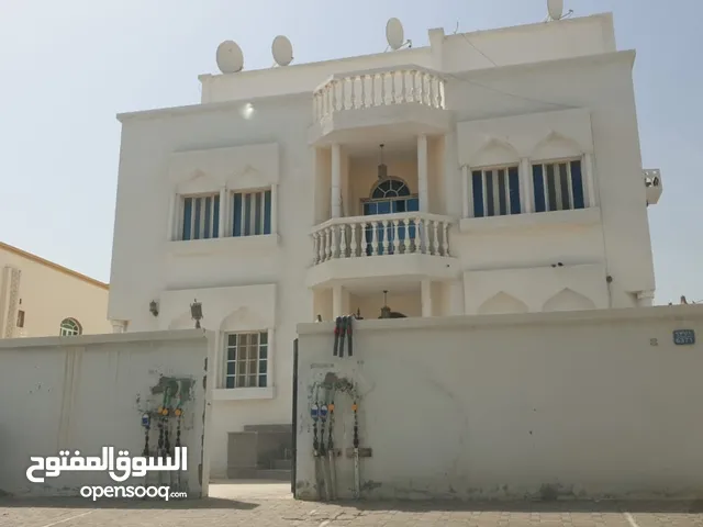 245 m2 2 Bedrooms Apartments for Rent in Muscat Al Mawaleh