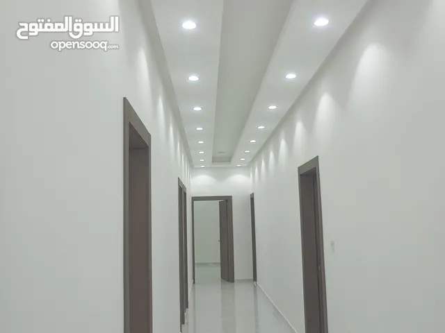 400 m2 4 Bedrooms Townhouse for Sale in Al Ahmadi Wafra residential