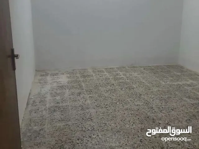 250m2 2 Bedrooms Townhouse for Rent in Basra Dur Nuwab Al Dubat