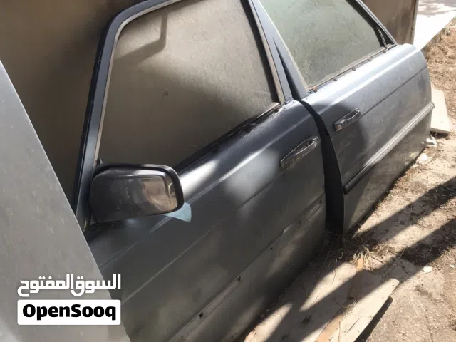 ( بعض )قطع مرسيدس كلاسيك w116