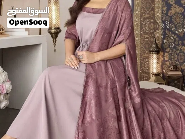 فستان غير ملبوس