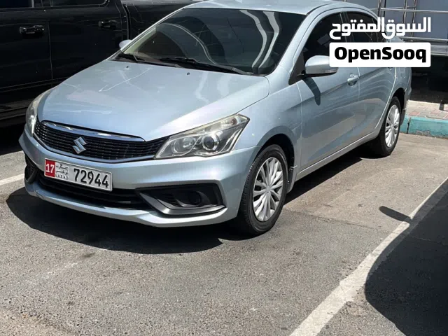 2023 سوزوكي سياز Standard