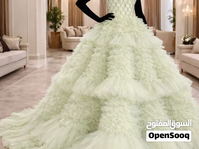 فساتين فخمة -سهرة-عرس-حفلات -للبيع بسعر حرق
