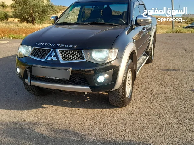ميتسوبيشي L200 SPORTERO