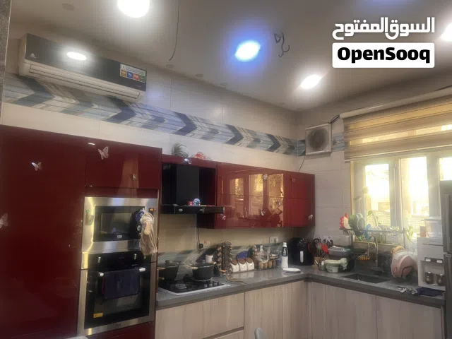 بيت ركن بكفاءات الغزالية ( الرئاسة) جاهز من كلشي بناء حديث ووياه سبالت ومطبخ كامل درجة اولى وملحقاته