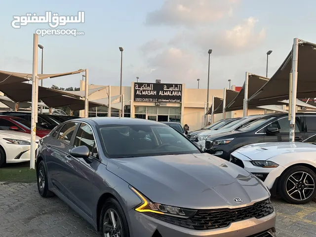 Kia k5 كامله المواصفات بدون فتحة