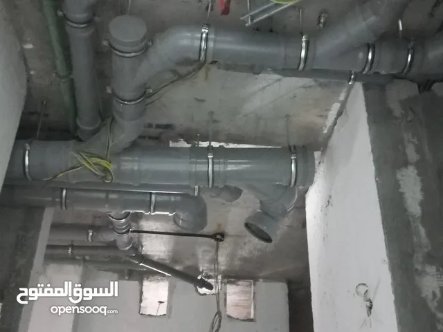 سباك وكهرباءى خبره 12 سنه داخل دولة الإمارات