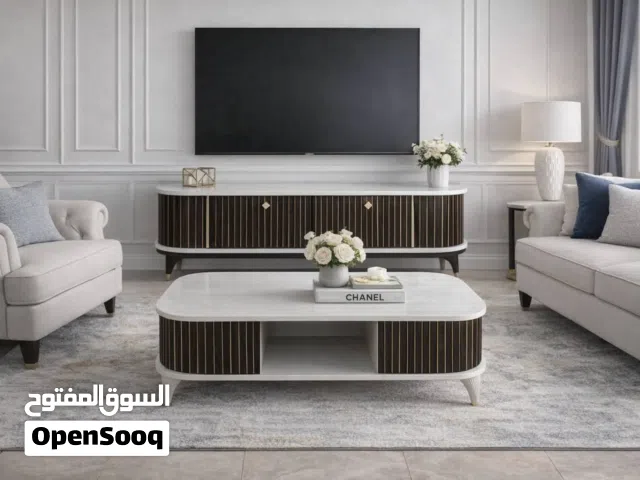 طاوله شاشه مع طاوله وسط للبيع