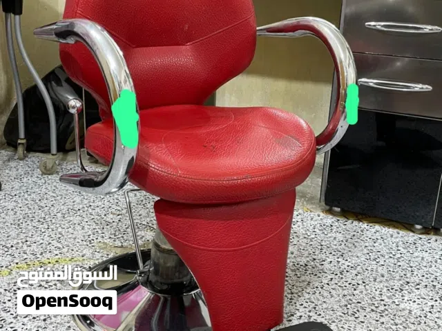 صالون حلاقة نسائي متكامل وجاهز للعمل فوراً – موقع ممتاز – أدوات كاملة – فرصة مشروع ناجح