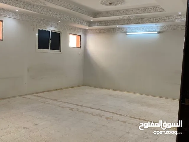 0 m2 3 Bedrooms Apartments for Rent in Al Riyadh Al Yarmuk