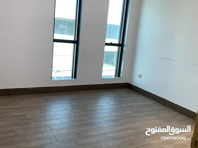 185 m2 3 Bedrooms Apartments for Rent in Tripoli Al-Seyaheyya