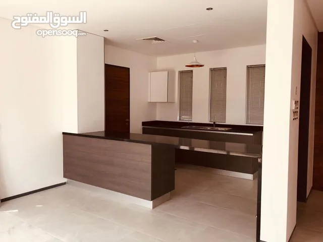 310 m2 3 Bedrooms Villa for Rent in Northern Governorate Saar