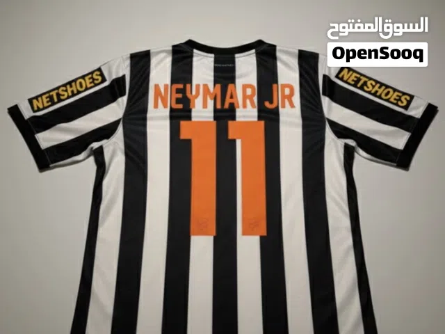 Neymar Santos #11 Jersey — Large Rare striped classic. Only 50 AED for a quick sale!