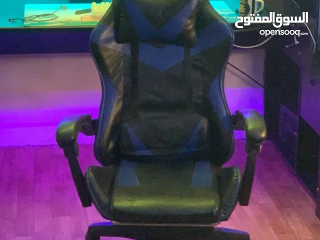 كرسي جيمنج (مكسور) من جيهة مسند الظهر