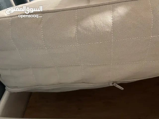 فرشه ايكيا مستعمله للبيع زمبرك مجوز