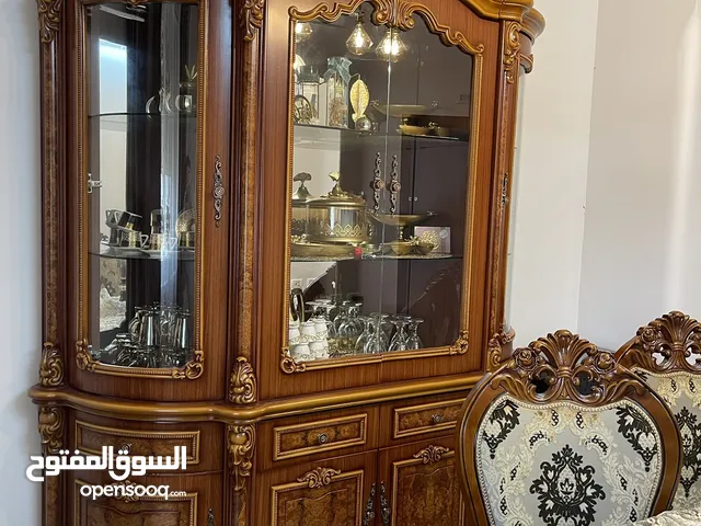 توابع طاولة سفرة بوفيه و بيرو