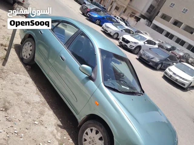 2002 Nissan Sunny S