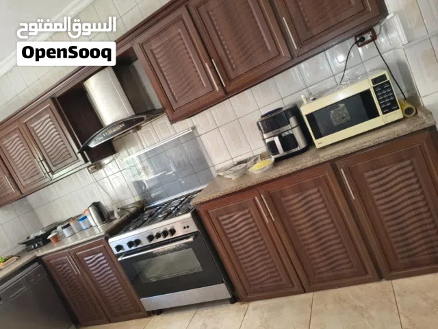 142 m2 More than 6 bedrooms Apartments for Sale in Salt Al Balqa'
