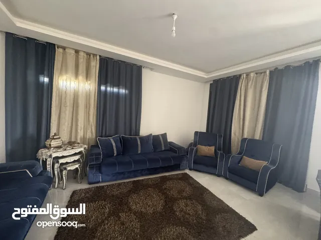 اثاث للبيع