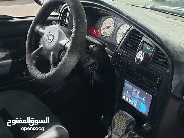 نيسان باتفندر