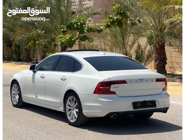Volvo S 90 2019 in Ras Al Khaimah