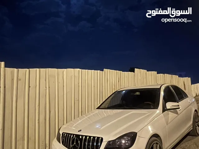 مرسيدس c200