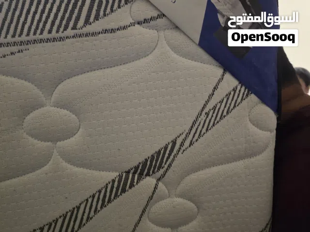 Soft Medicated King Size mattress 4