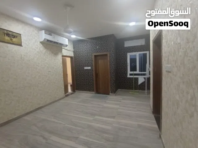 100 m2 2 Bedrooms Apartments for Rent in Basra Other