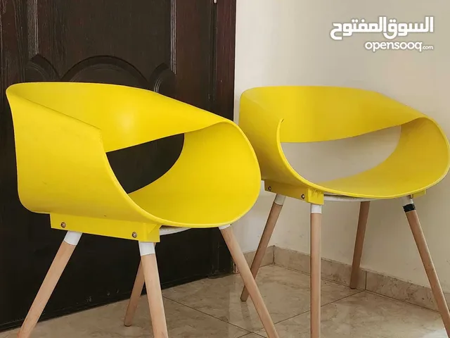 كراسي عدد 2 سعر 25 ثمن ل 2