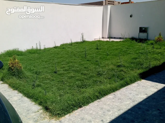 100 m2 2 Bedrooms Townhouse for Sale in Tripoli Wadi Al-Rabi