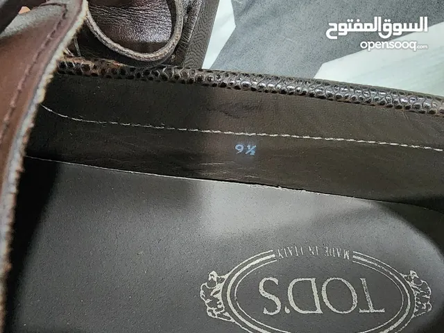 43 Casual Shoes in Mubarak Al-Kabeer