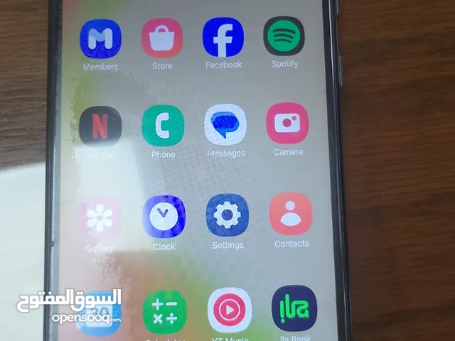 A 04  شبه جديد