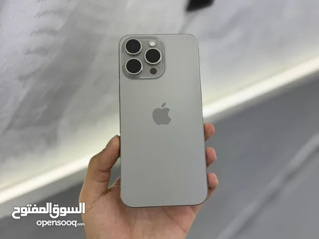 ايفون 15 برو ماكس 256 جيجا ناتشورال بطاريات عالية 100/97% بمدخل خط اجهزة وكالة مكفولة