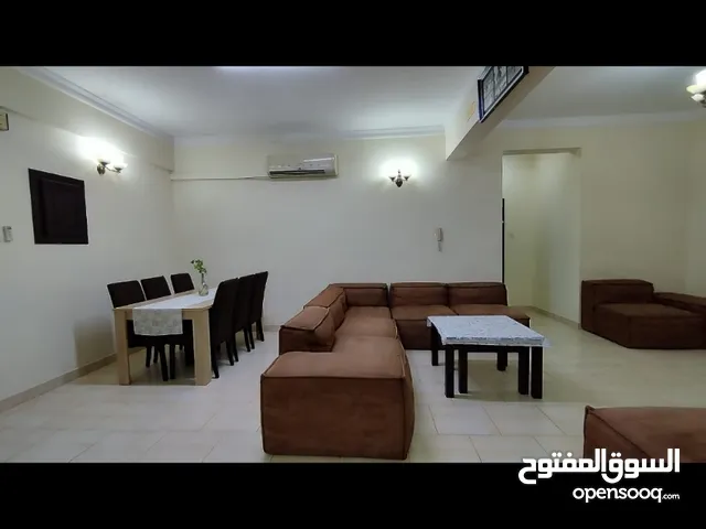 Apartment for rent in busaiteen
