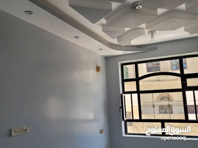 Building for Sale in Sana'a Bayt Miʽyad